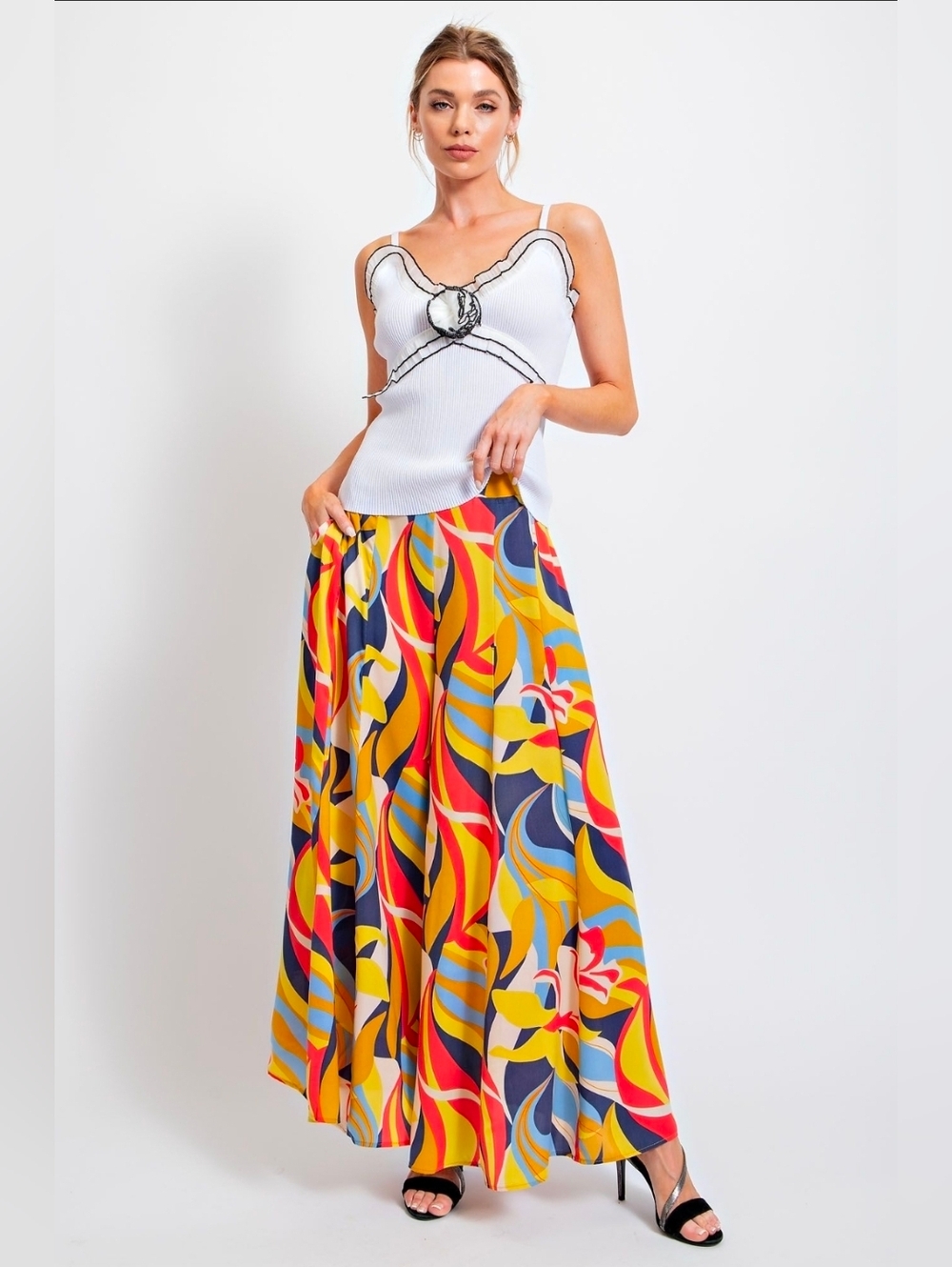 NEW!! Easel PRINTED MIRABELLE SATIN WIDE LEG PANTS & BLOUSE, NWT - Picture 2 of 5